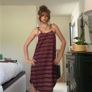 Madewell Burgundy and Cream Patterned Dress with built-in pockets!!